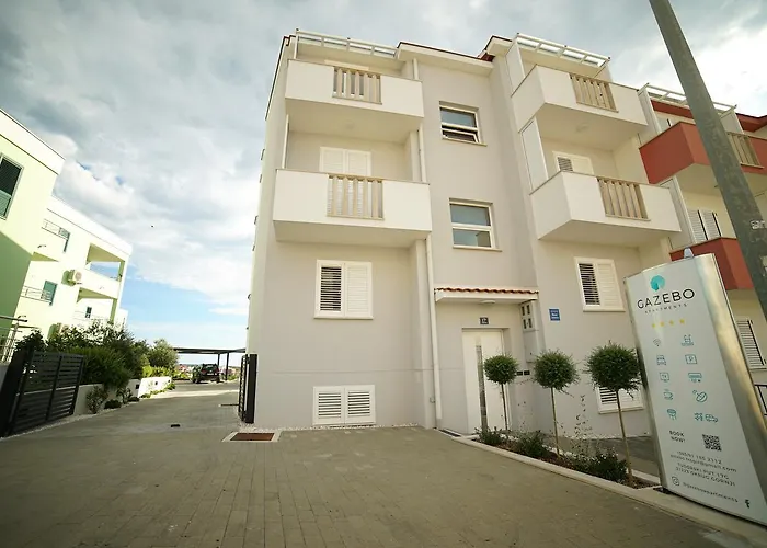 Apartments Gazebo