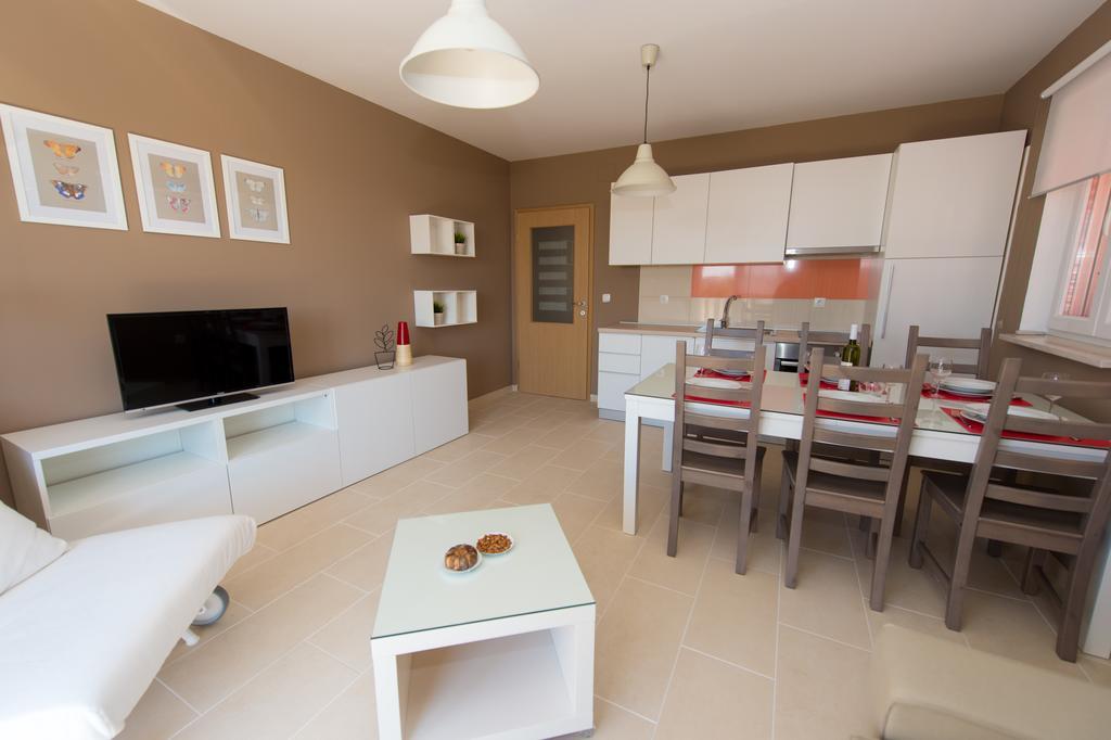Gazebo Apartment *